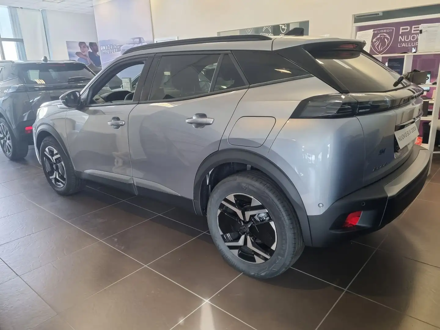Peugeot 2008 PureTech 100 S&S Allure Grigio - 2