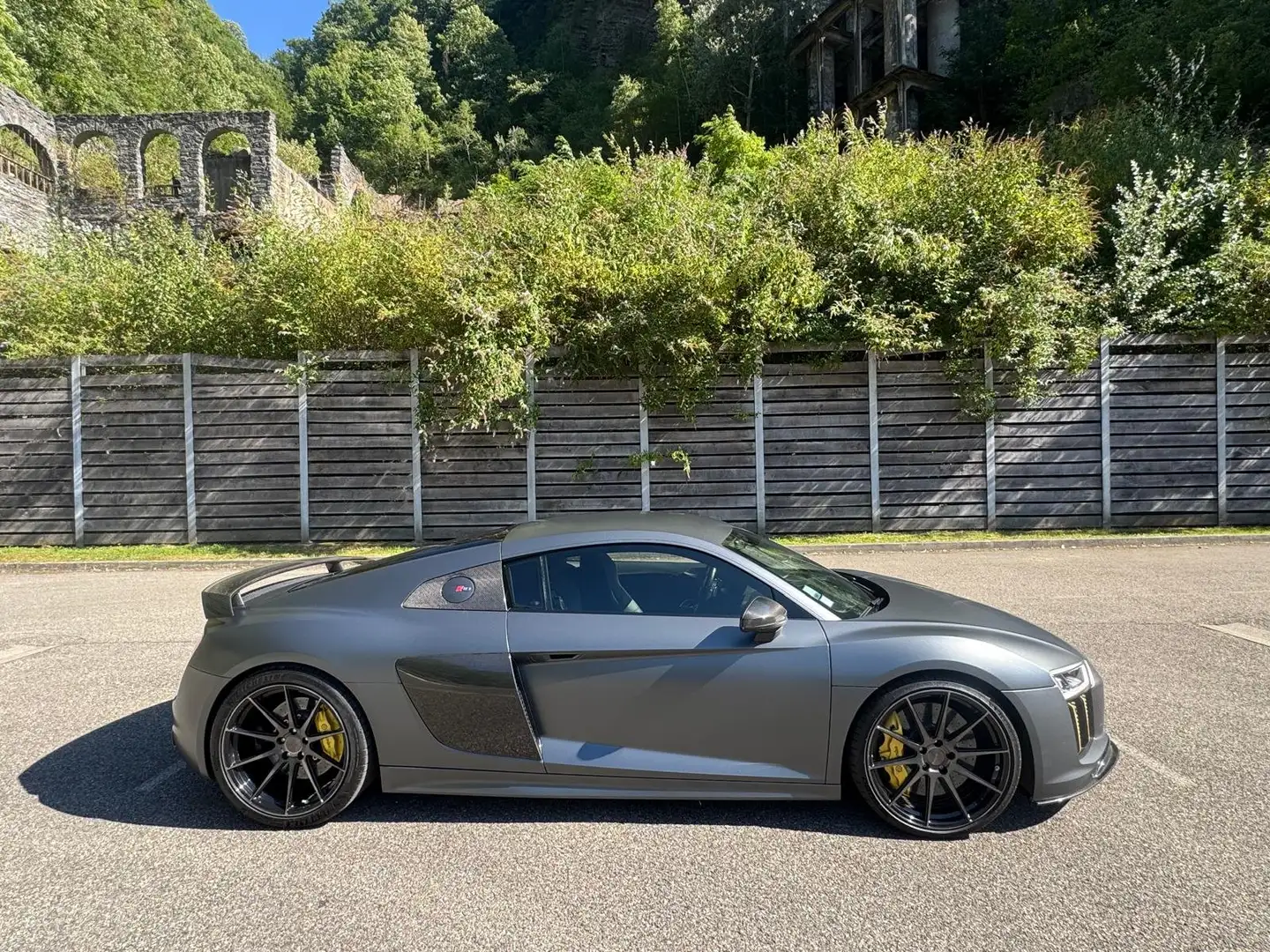 Audi R8 R8 V10 Plus 5.2 FSI 610 S tronic 7 Quattro Gris - 2