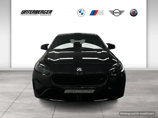 BMW 1 Series view 2