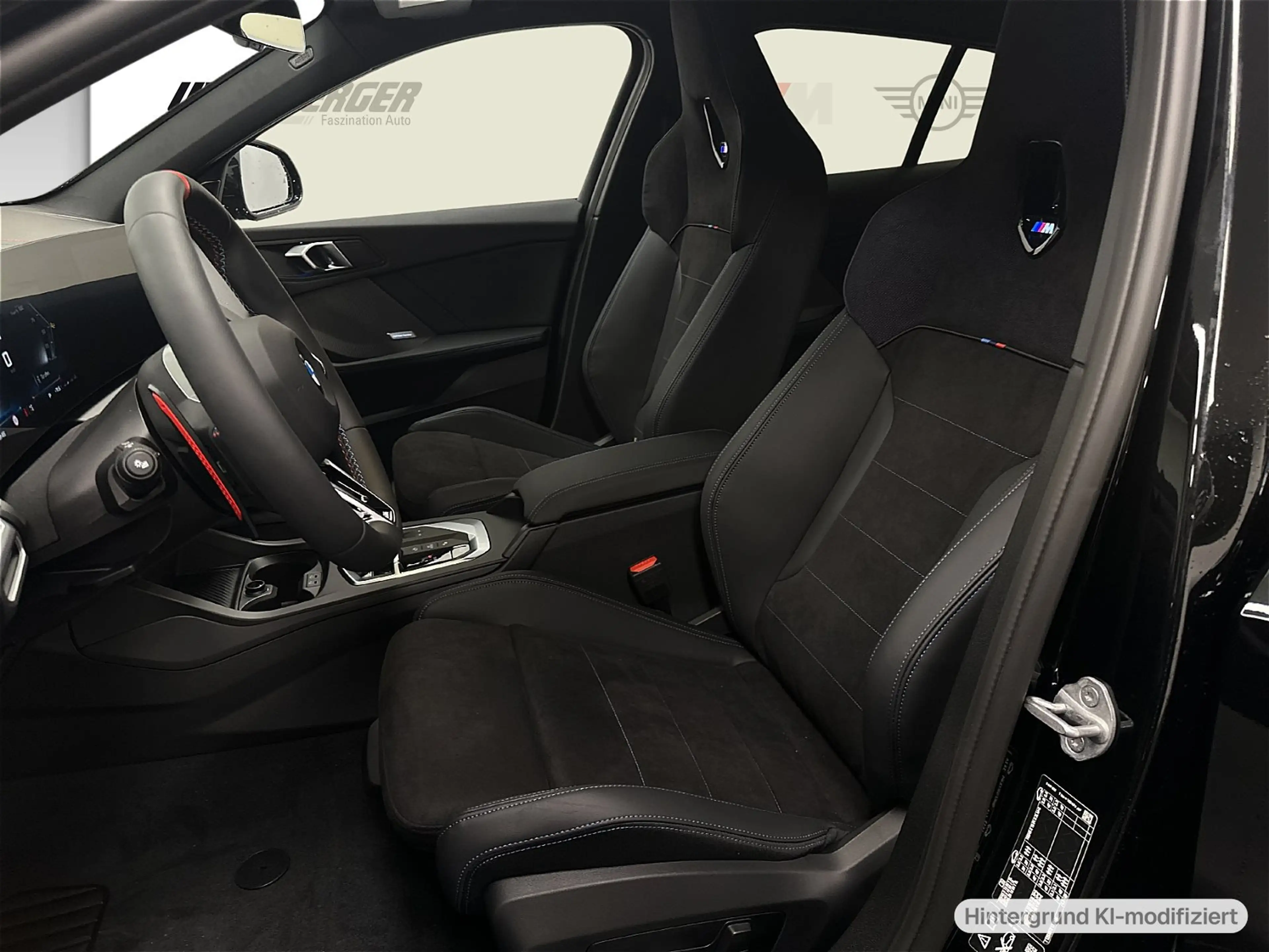 BMW 135 M135 xDrive — photo 10
