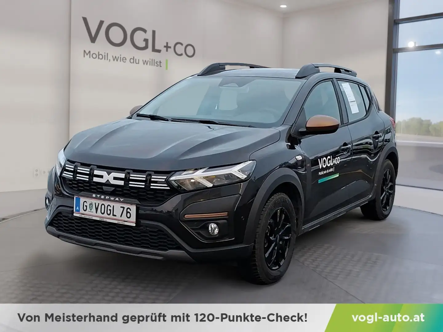 Dacia Sandero Stepway Extreme TCe 90 PS Schwarz - 1