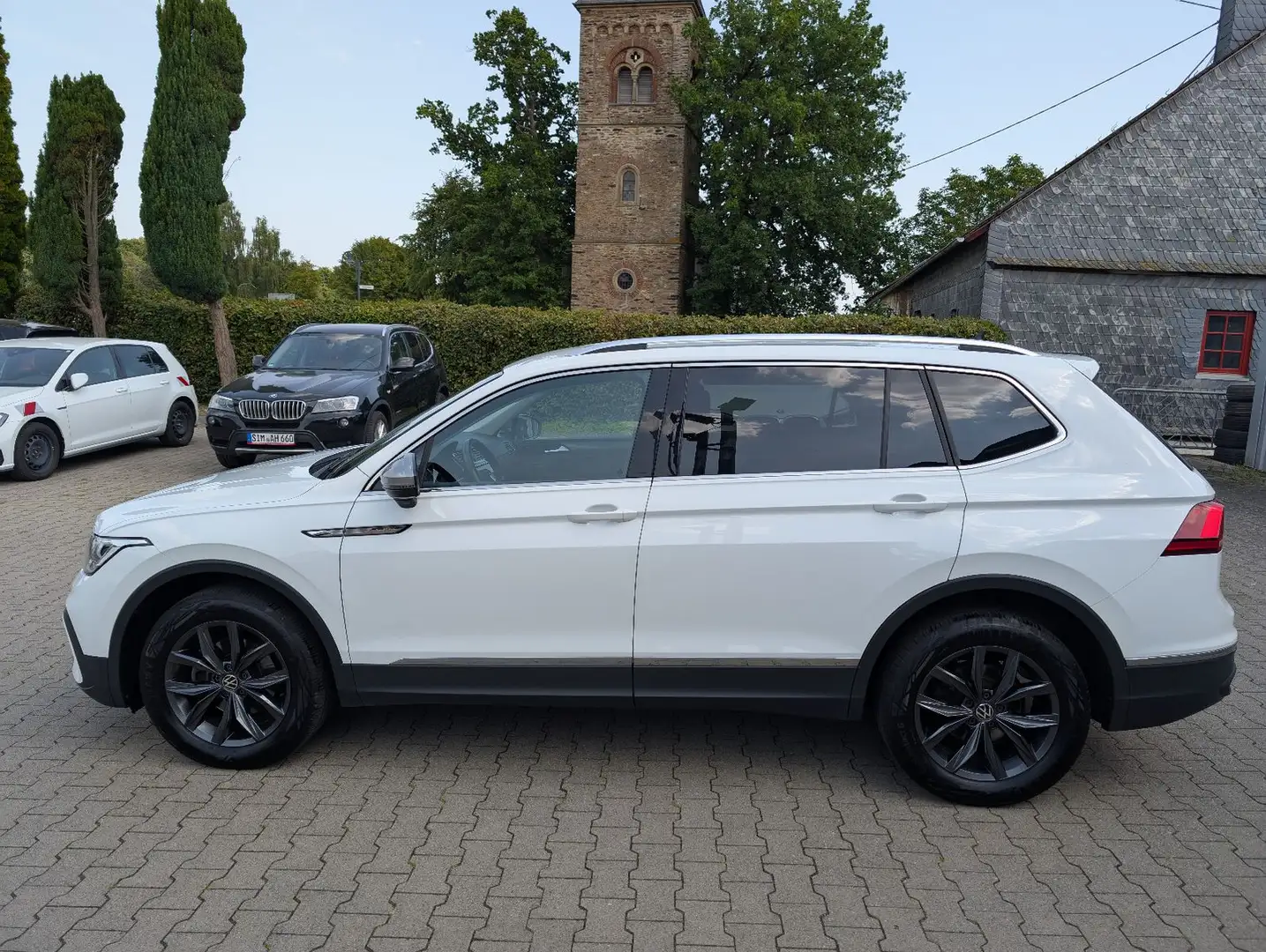 Volkswagen Tiguan Allspace Life 1.5 TSI DSG *AHK Weiß - 2