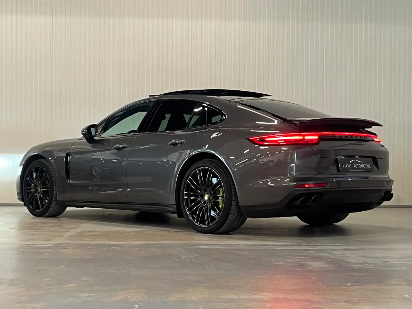 Porsche Panamera 2.9 4 E-Hybrid | NAP | PANO | ACC | 360 CAMERA | V Grijs - 2