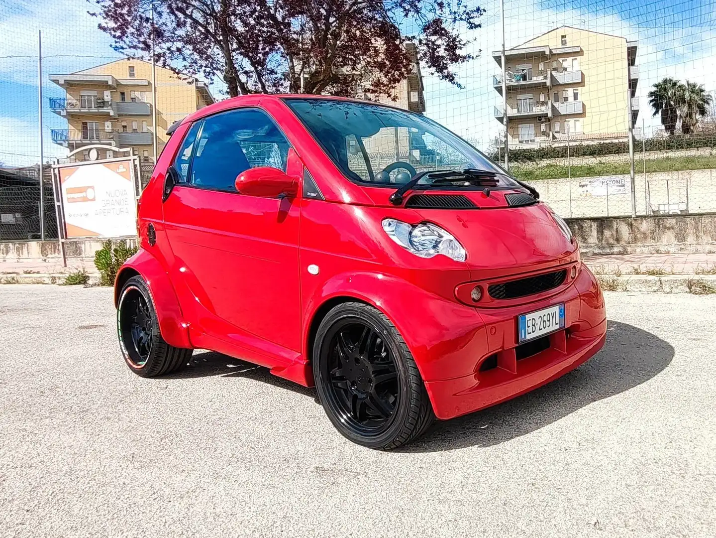 smart brabus ULTIMATE 101 Červená - 2