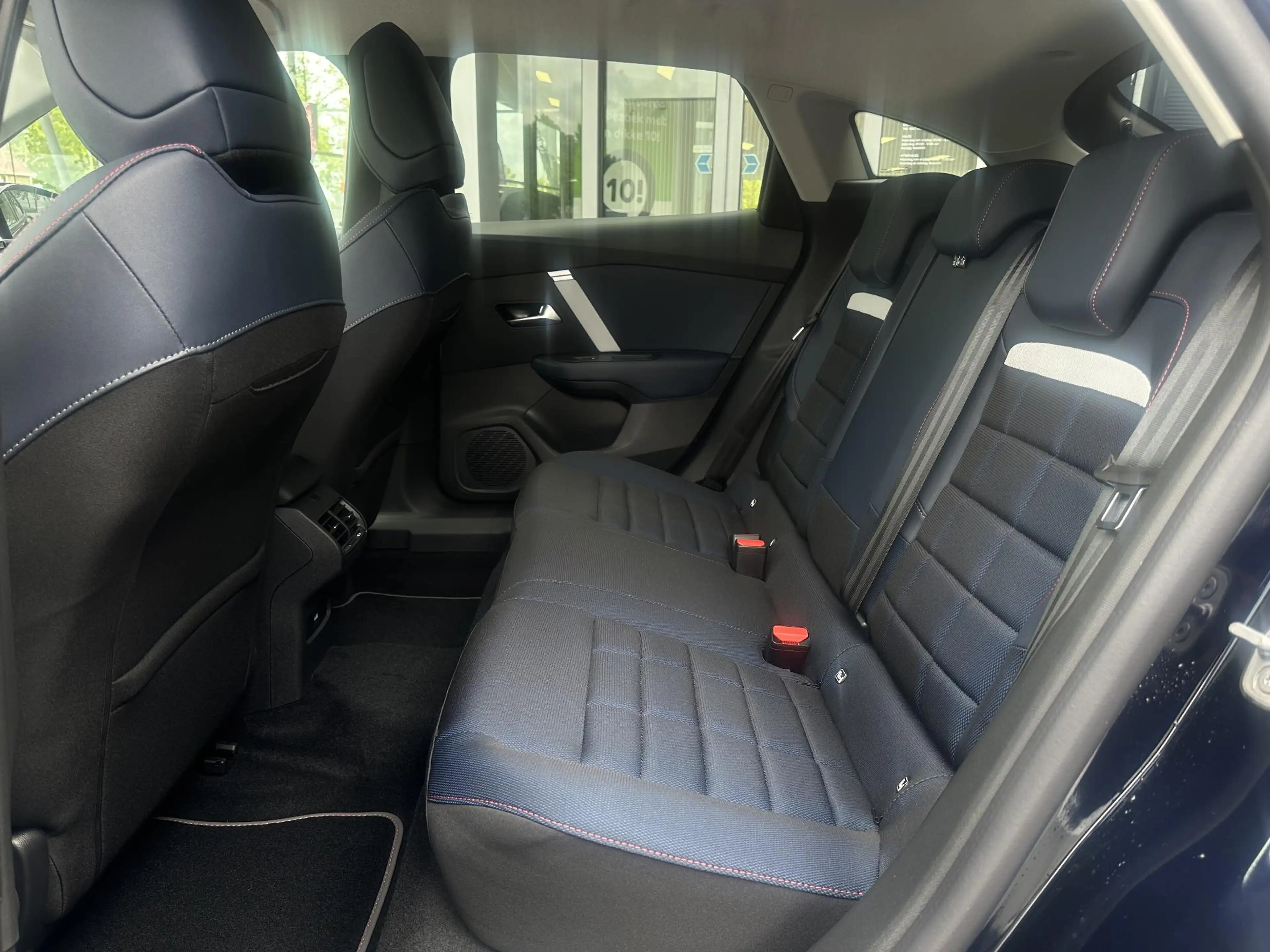 Citroen E-C4 Electric Collection 156pk Extended range 54 kWh | Stoelverw — photo 11