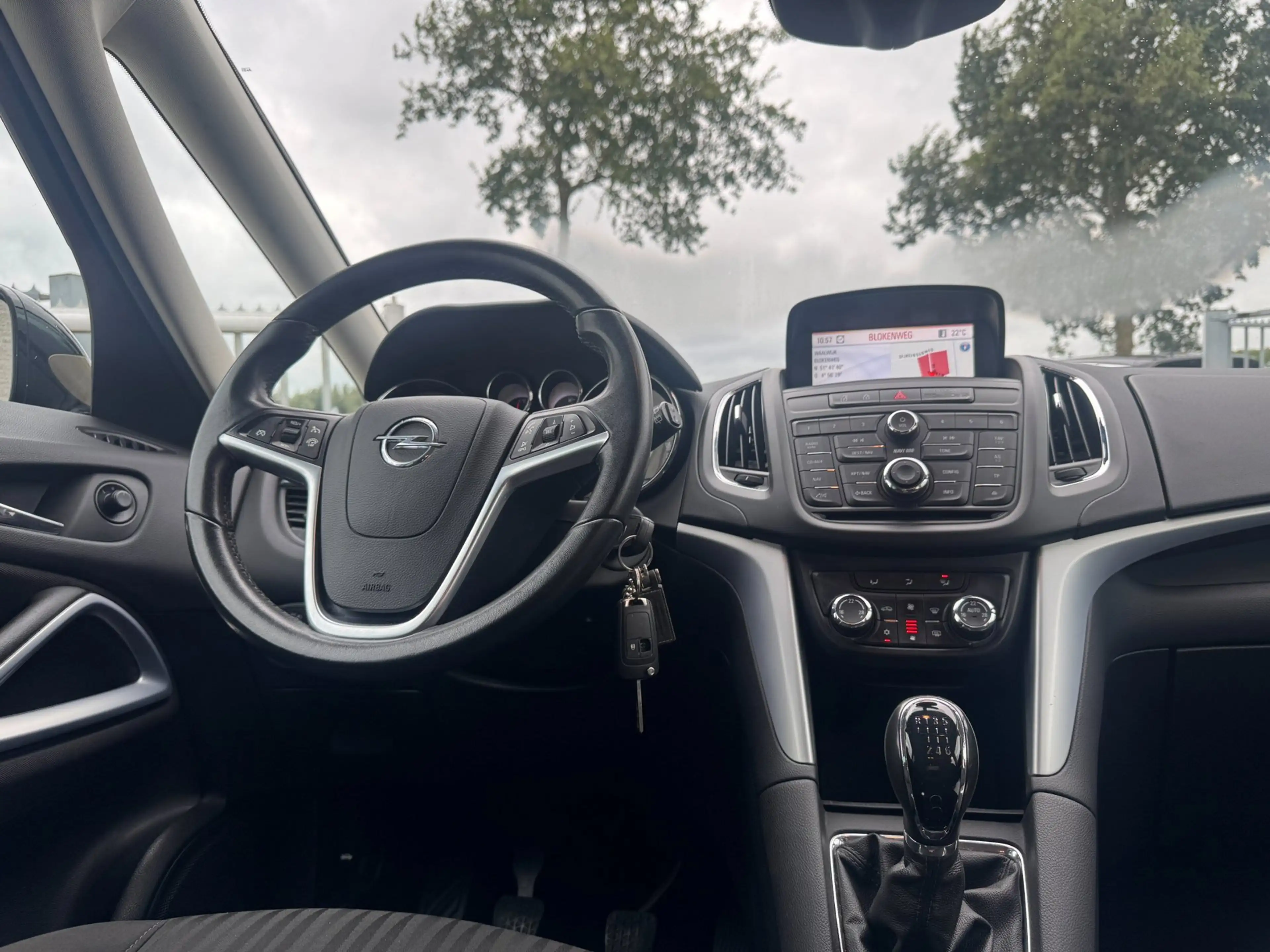 Opel Zafira Tourer 1.4 Rhythm Trekhaak / PDC / Navigatie / Climate Co — photo 12