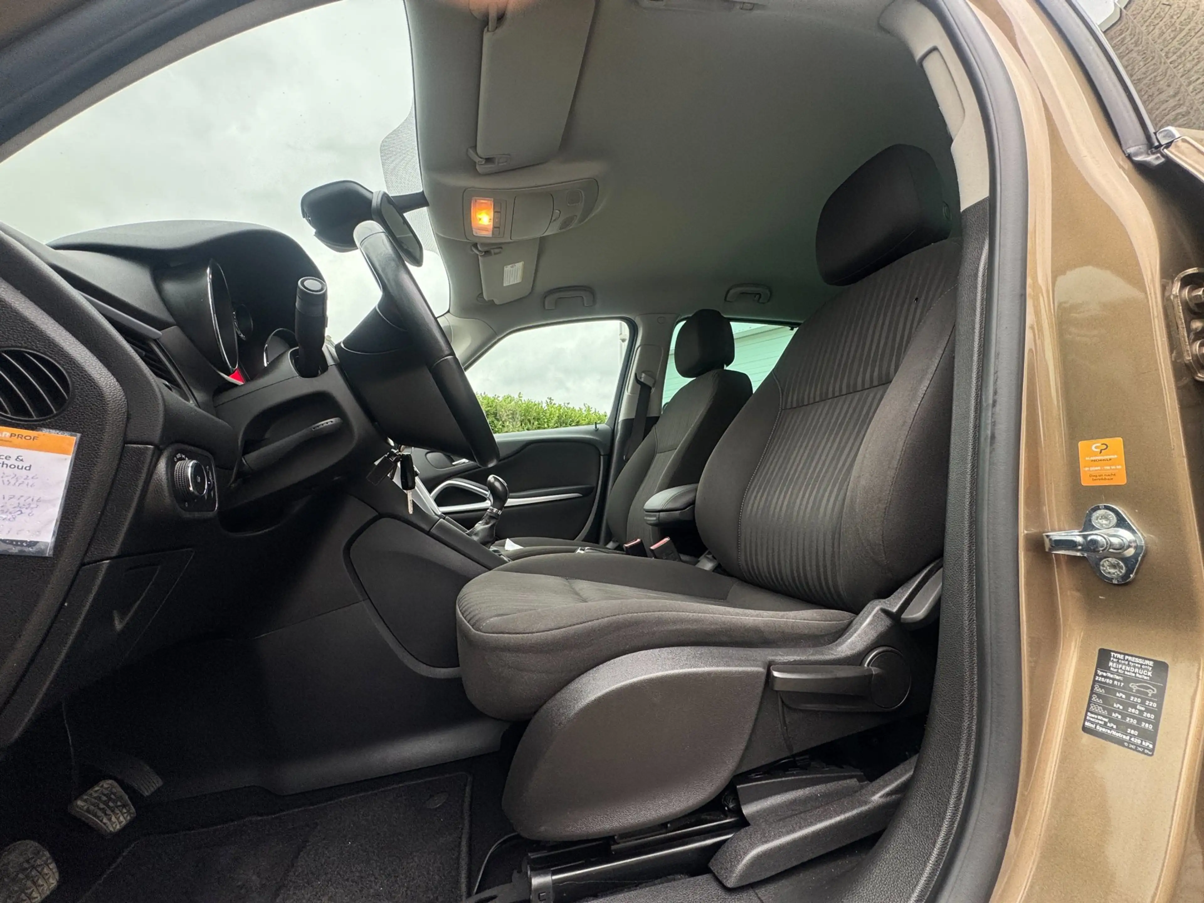 Opel Zafira Tourer 1.4 Rhythm Trekhaak / PDC / Navigatie / Climate Co — photo 11