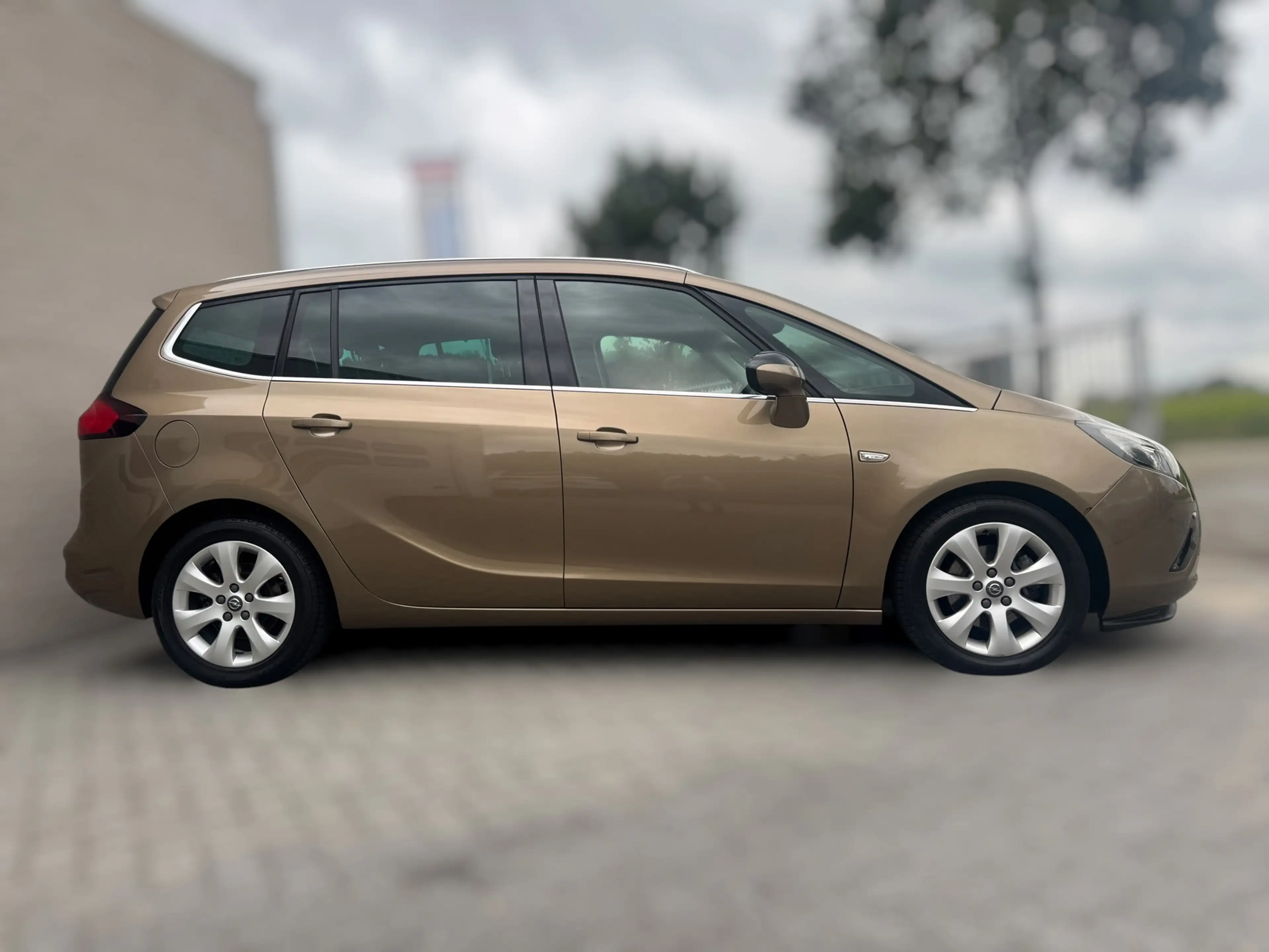 Opel Zafira Tourer 1.4 Rhythm Trekhaak / PDC / Navigatie / Climate Co — photo 6