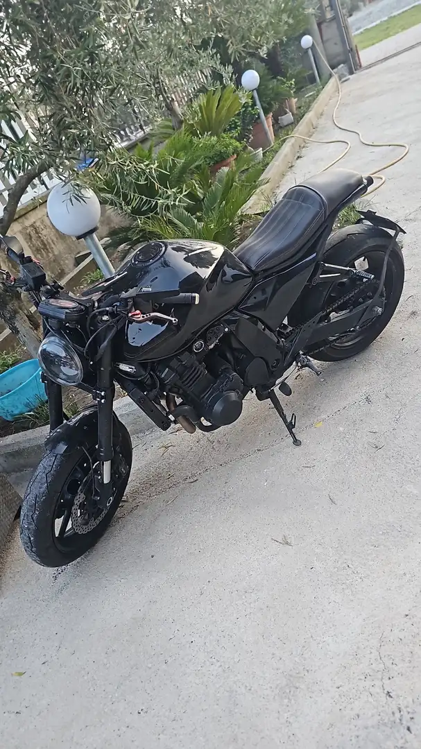 Kawasaki Z 750 Nero - 2