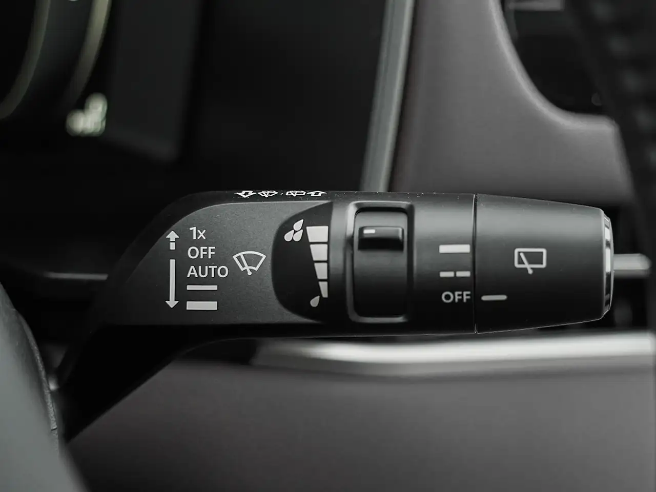 Mitsubishi Outlander photo Mitsubishi Outlander
