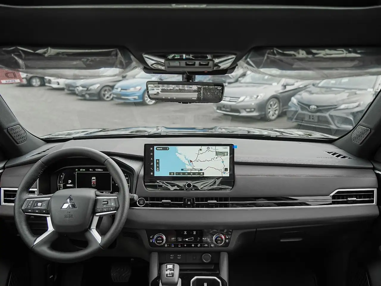 Mitsubishi Outlander photo Mitsubishi Outlander