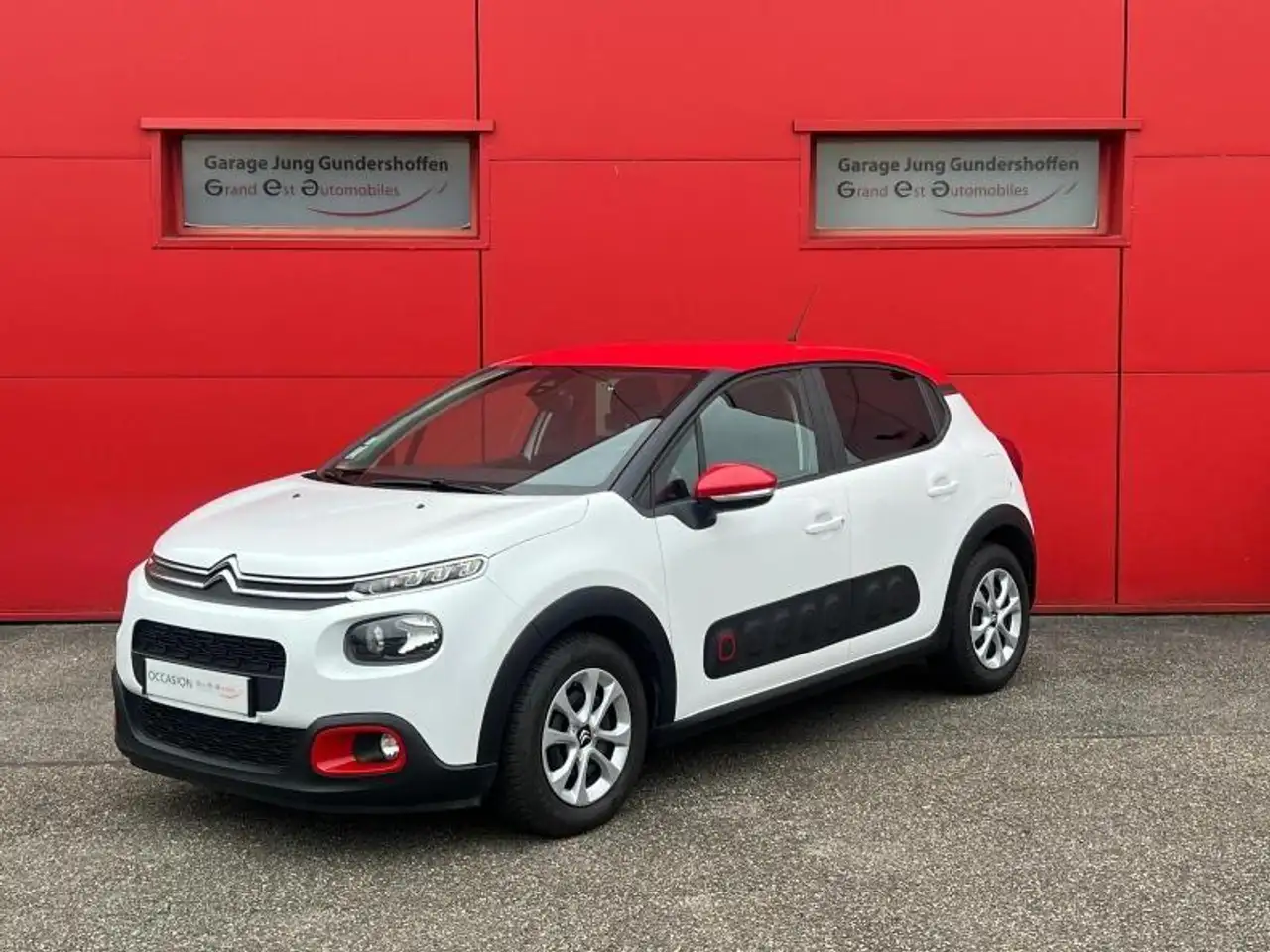 Citroen C3 Essence 82ch Graphic S\\u0026S E6.d-TEMP