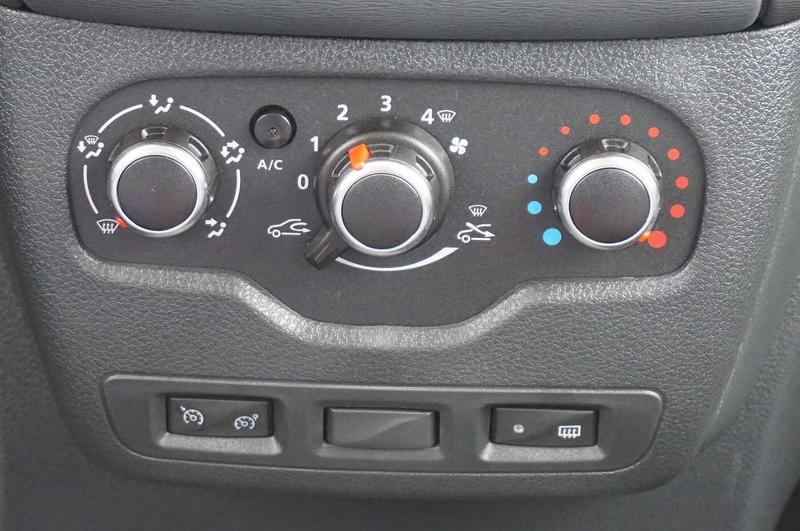 Dacia Lodgy Stepway TCe 130 7-Sitze, Navi, AHK, SHZ — photo 12