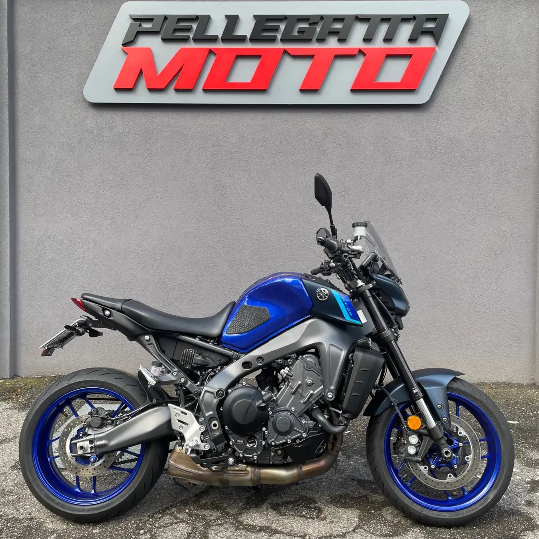 Yamaha MT-09 Bleu - 1