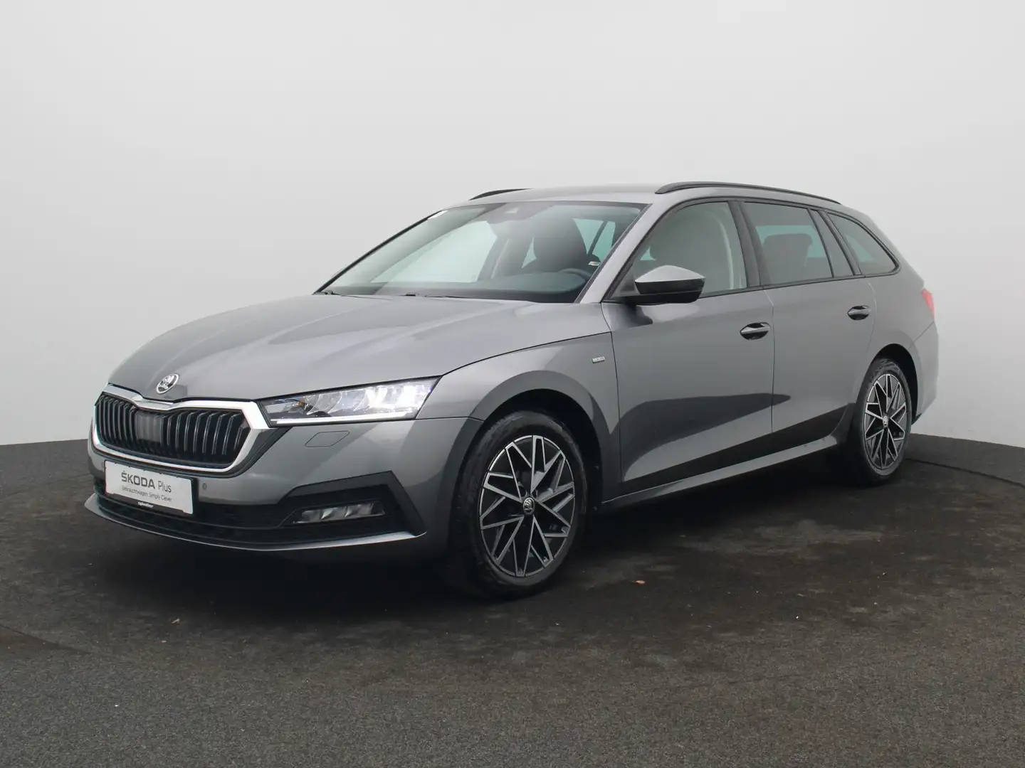 Skoda Octavia Combi Clever2.0 TDI DSG / Standh., AHK Grau - 2