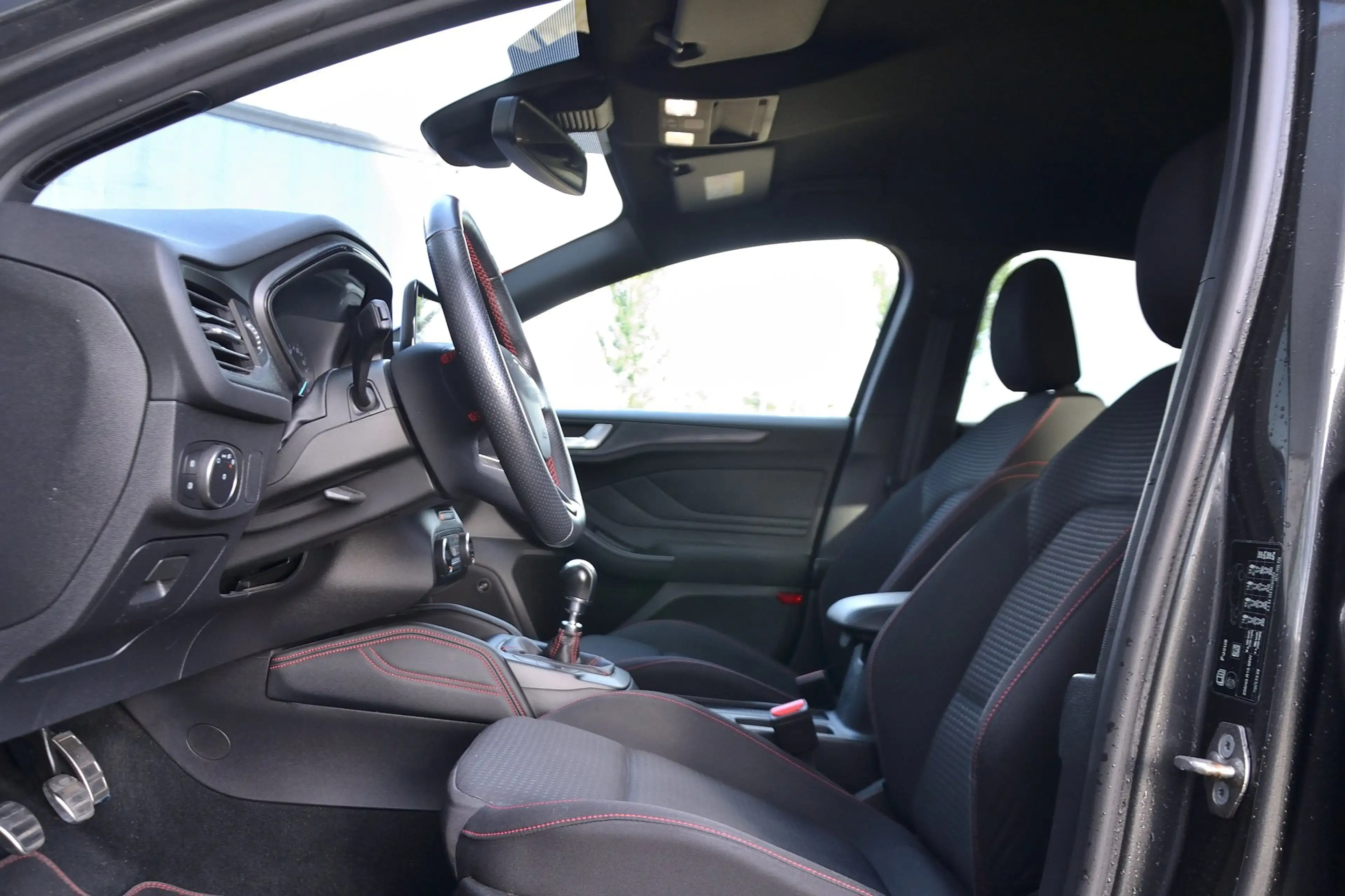 Ford Focus Wagon 1.0 EcoBoost ST Line Business | ACC | Winter — photo 8