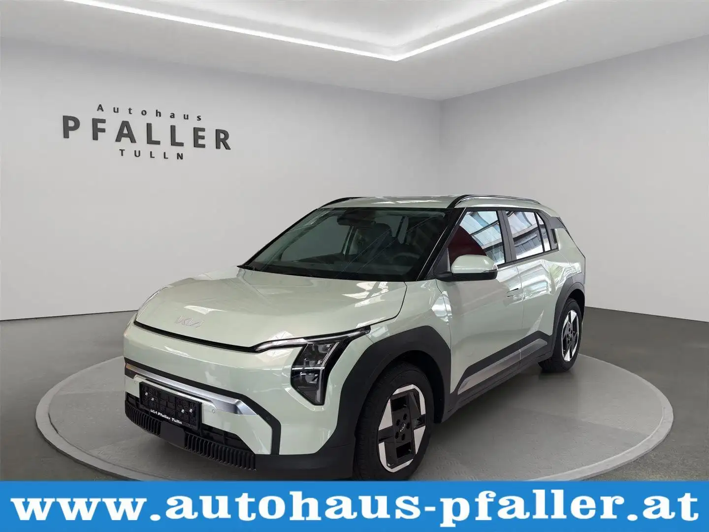 Kia EV3 /EARTH PLUS/81,4KWH/FWD/204 Grün - 1