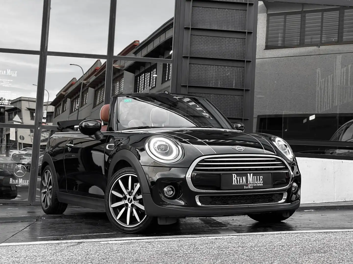 MINI Cooper Cabrio Aut. Negro - 1