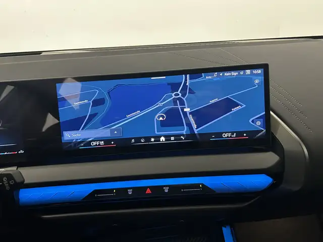 BMW X3 view 10