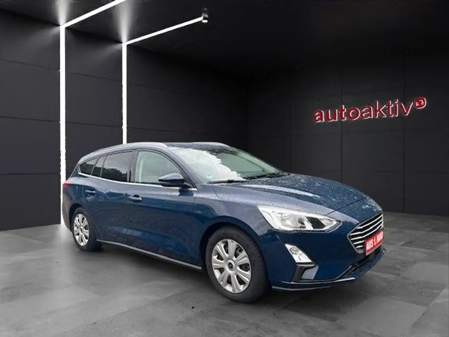 Ford Focus Turnier Cool & Connect/LED/Kamera/AHK/Navi Blau - 1