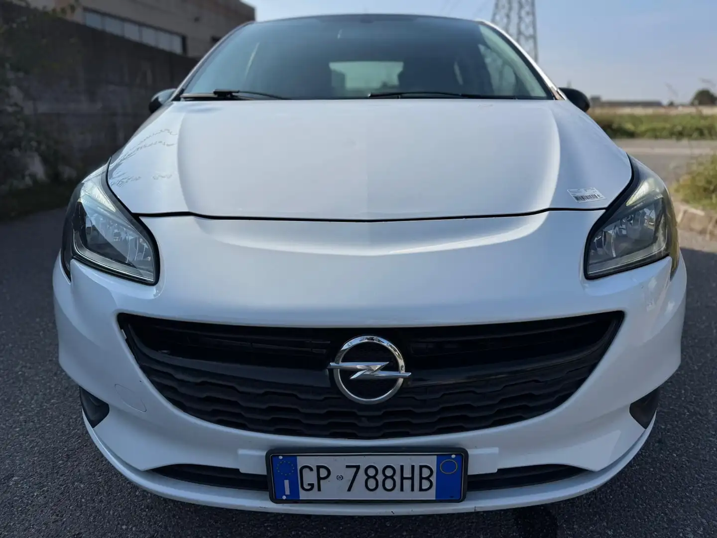 Opel Corsa Corsa V 2015 5p 1.4 b-Color Gpl 90cv Bianco - 1