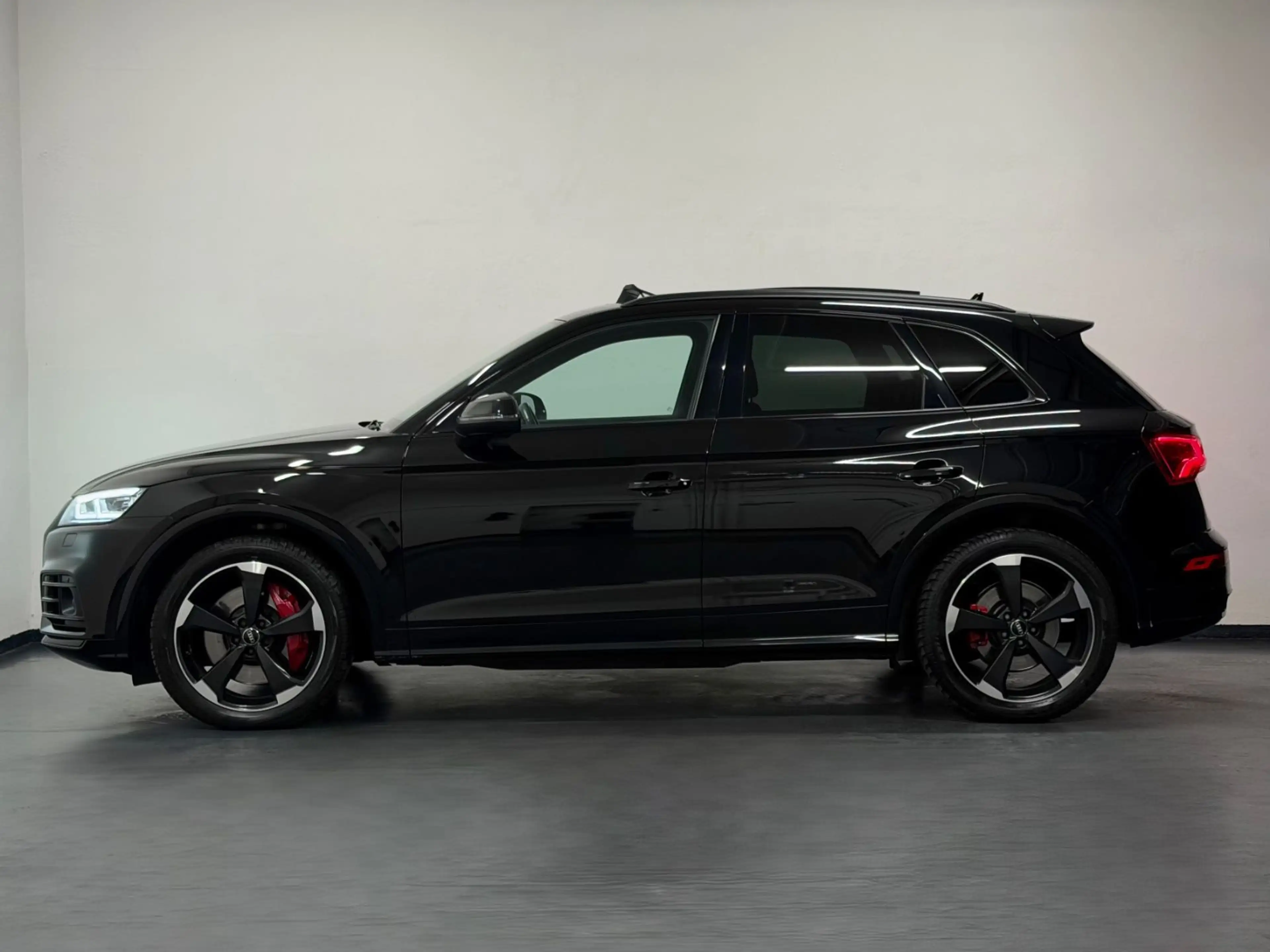 Audi SQ5 3.0 TDI QUATTRO PANO/MASSAGE/ACC/KEYLESS/LED — photo 11