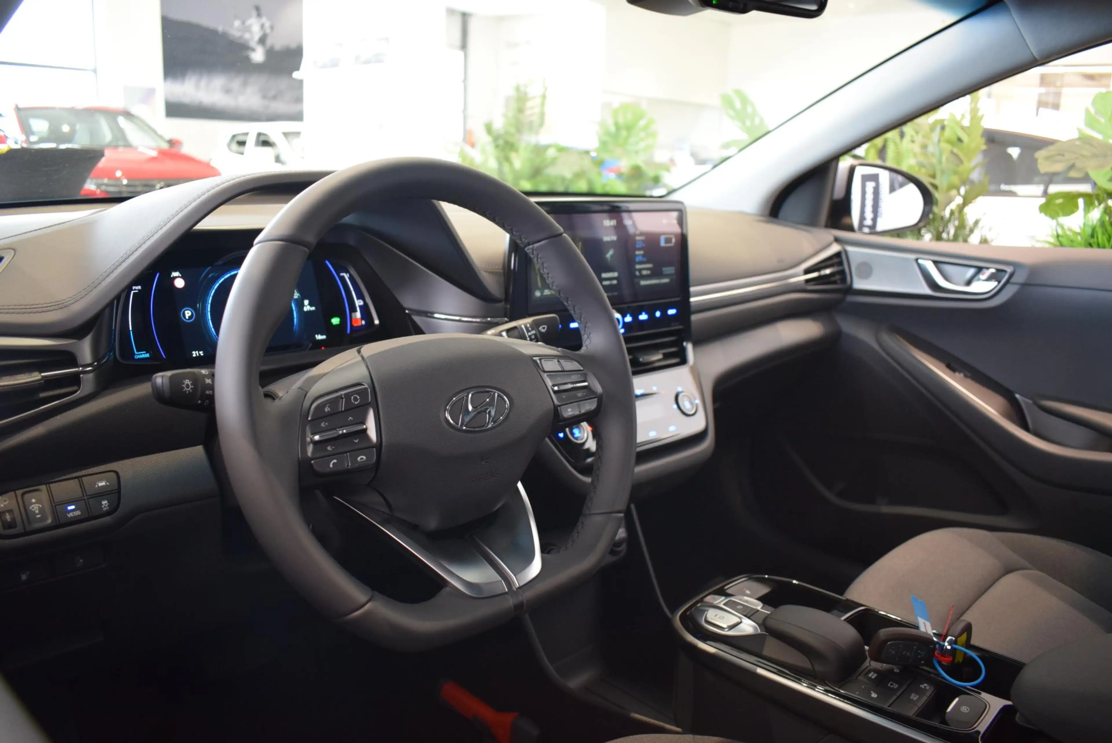 Hyundai IONIQ Comfort EV 38 kWh | Hyundai IONIQ Comfort EV | App — photo 13