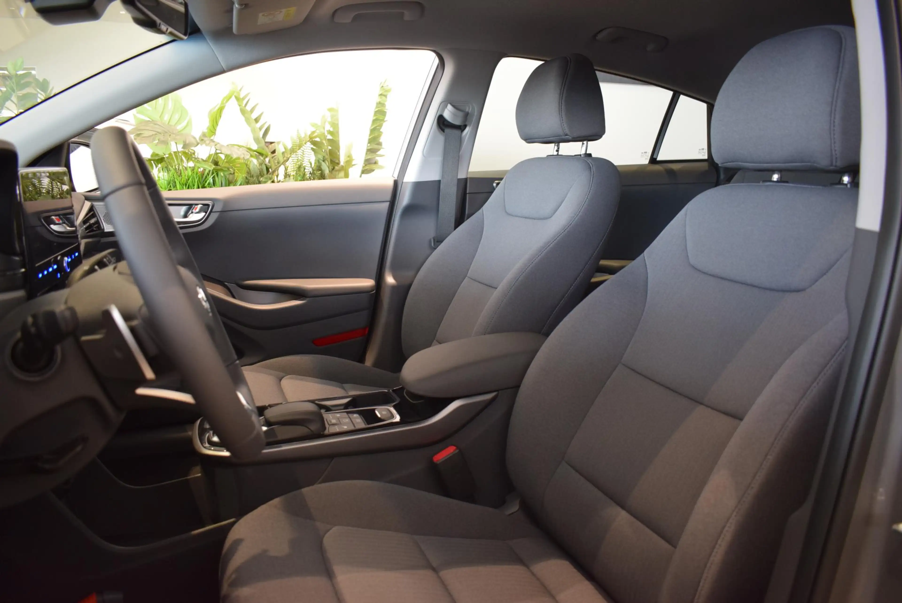 Hyundai IONIQ Comfort EV 38 kWh | Hyundai IONIQ Comfort EV | App — photo 10