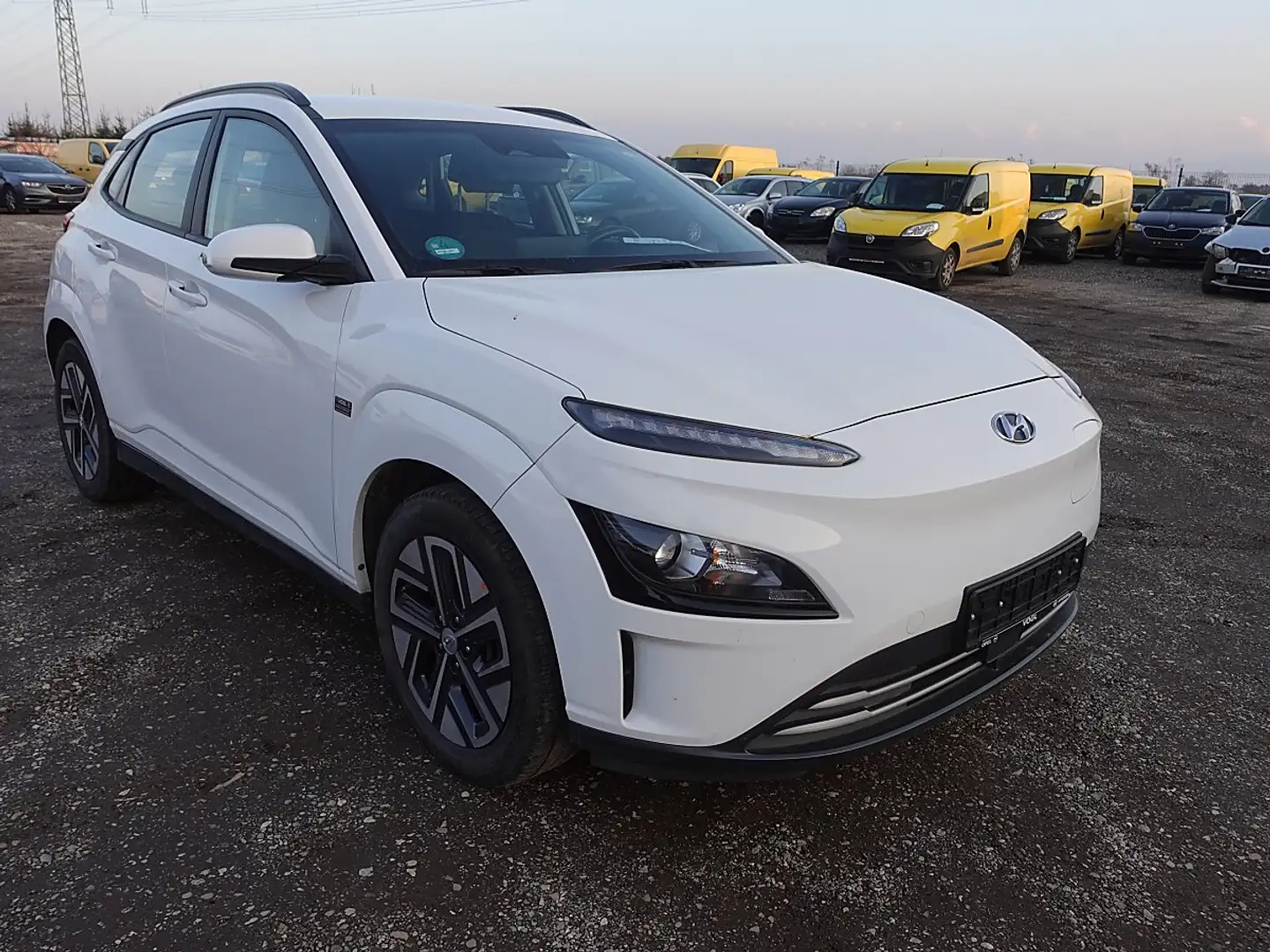Hyundai KONA Kona Elektro 39kWh Weiß - 2