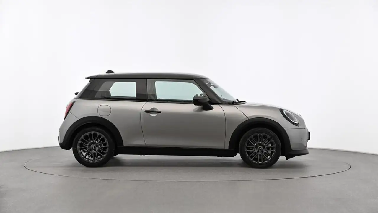 MINI Cooper Favoured Trim, миниатюра 2