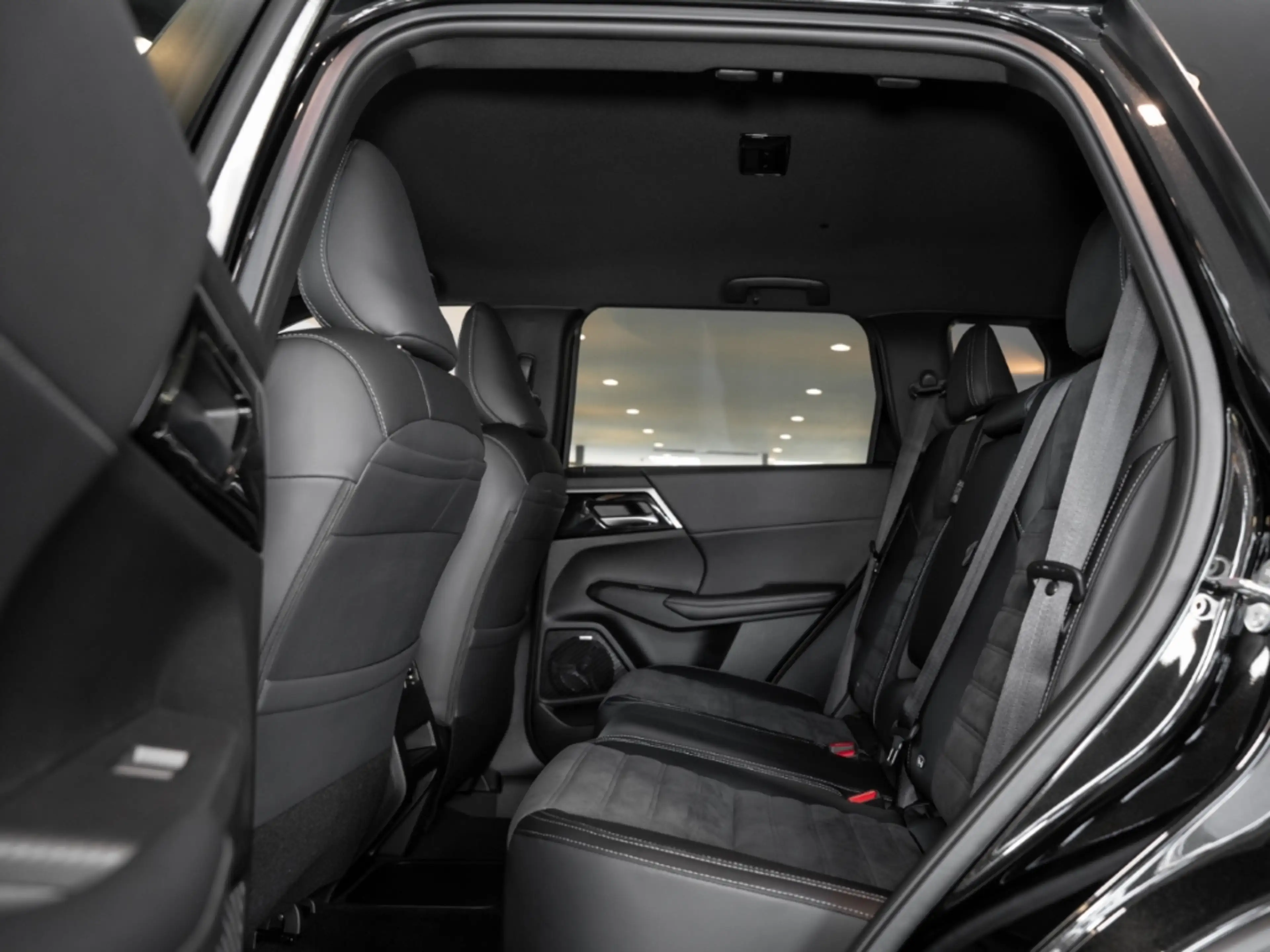 Mitsubishi Outlander 2.4 PHEV Select HUD StandHZG 360 Kamera Digitales — photo 10