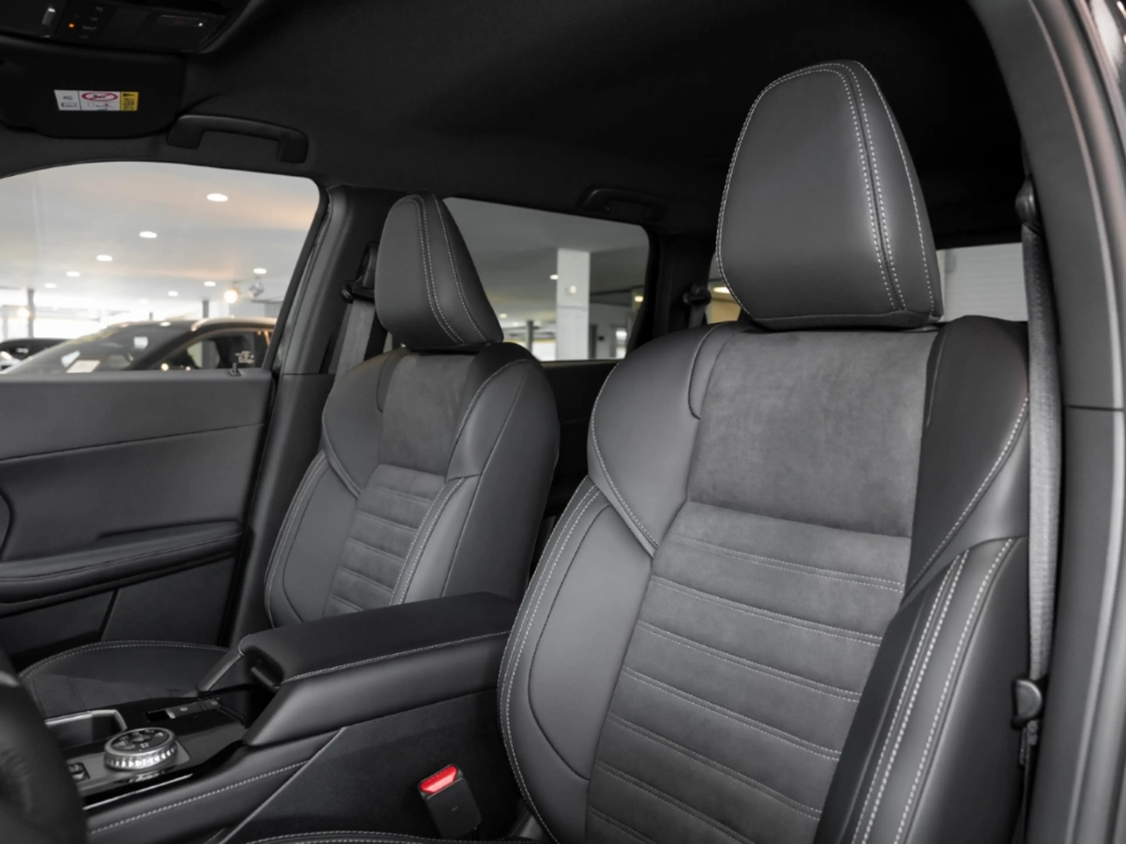 Mitsubishi Outlander 2.4 PHEV Select HUD StandHZG 360 Kamera Digitales — photo 9