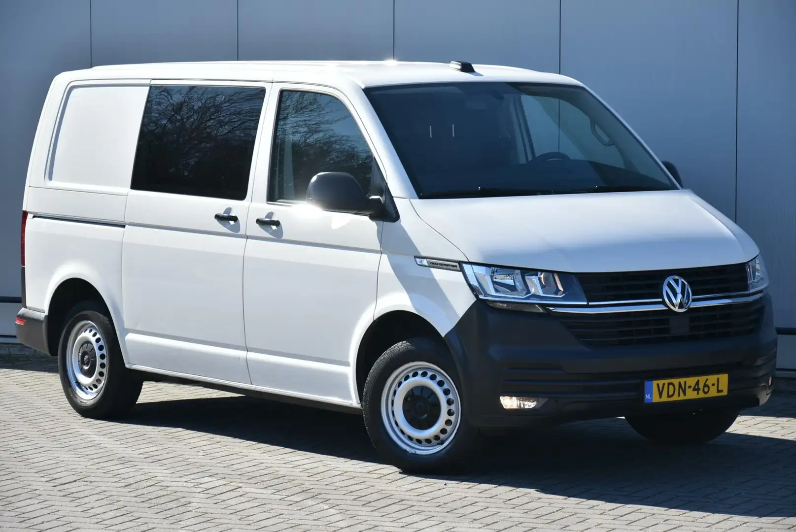 Volkswagen T6.1 Transporter 2.0 TDI L1H1 Aut. E6 150 Pk Klep PDC Blanc - 1