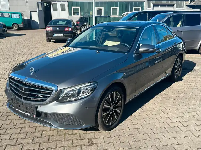 Mercedes-Benz C 200 Lim. Exclusive Burmester HeadUp Carplay