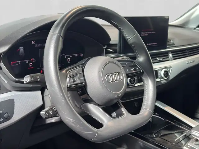 Audi A4 view 9