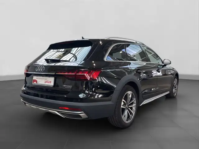 Audi A4 view 3