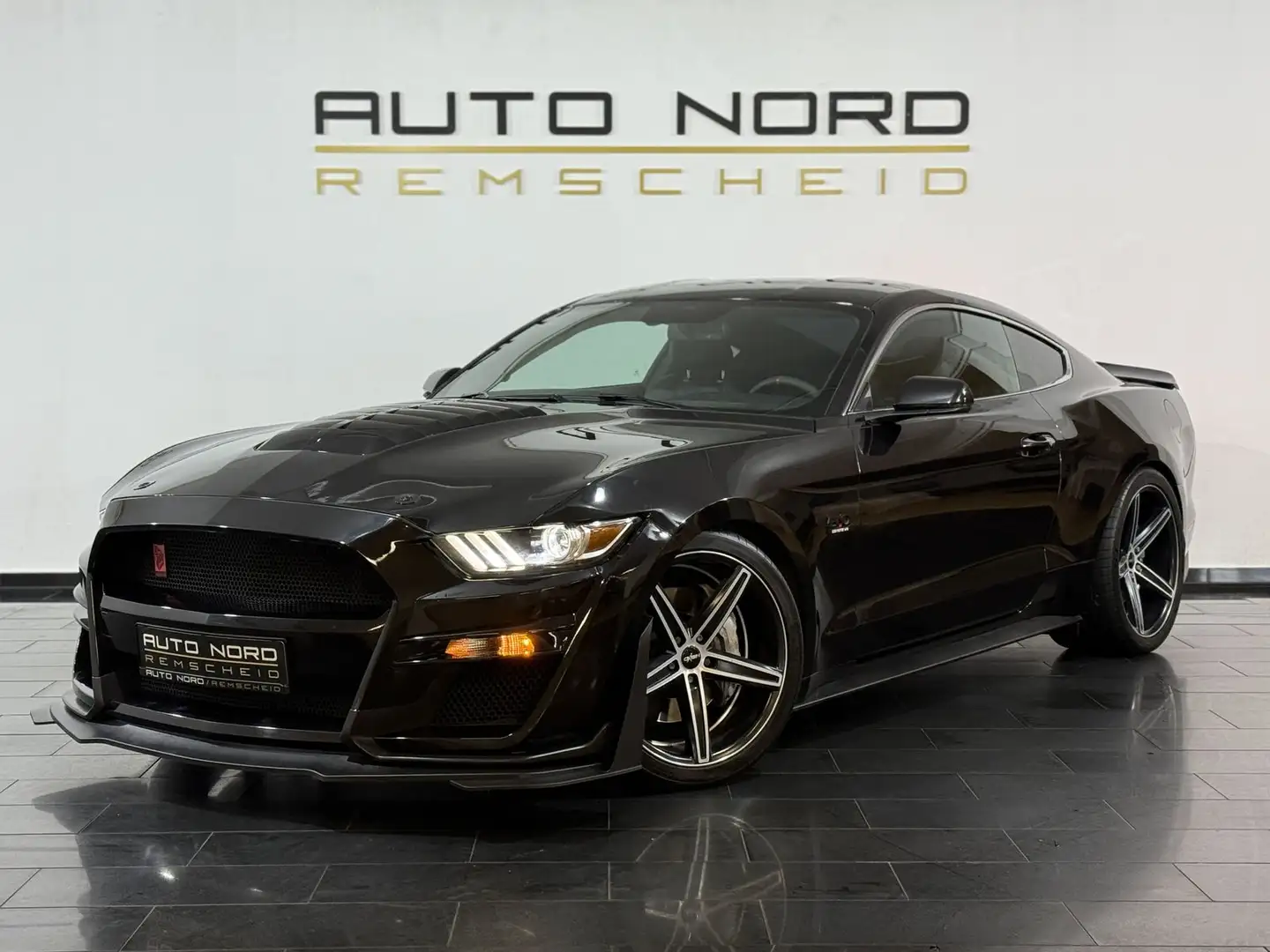 Ford Mustang GT500 Fastback*Perf.AGA*Eibach*Kamera* Noir - 1