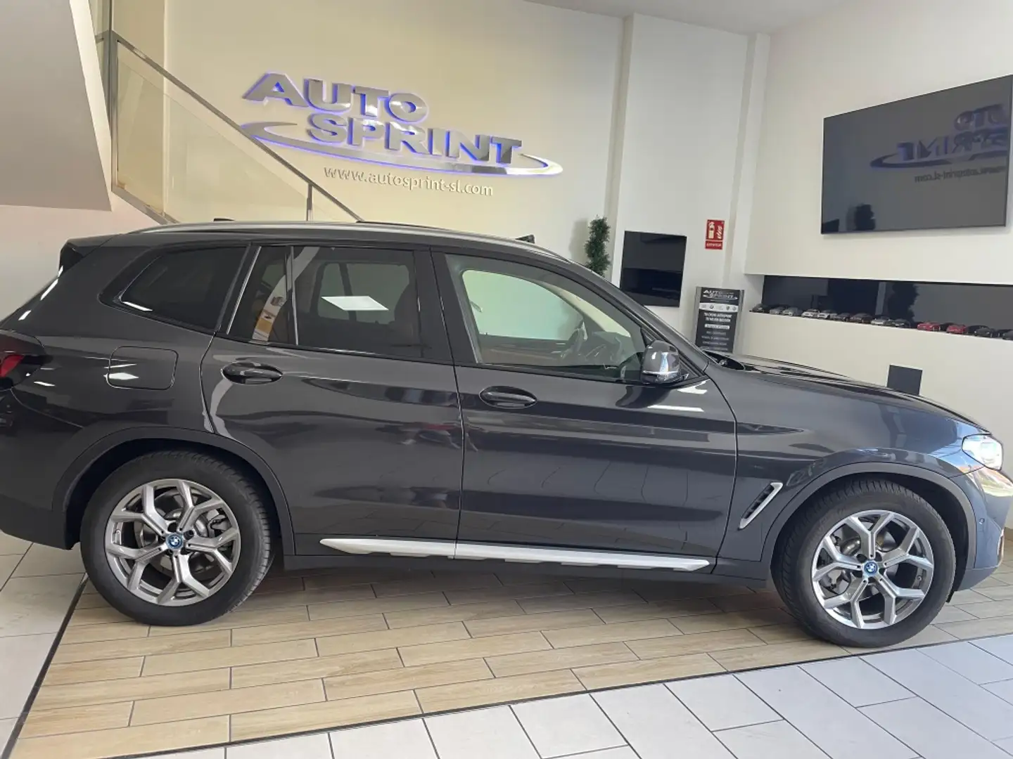 BMW X3 xDrive 30e xLine Negro - 2