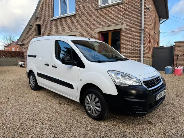 Peugeot Partner 1.6 BlueHDi 100cv 3 PLACES AIRCO GARANTIE 1AN
