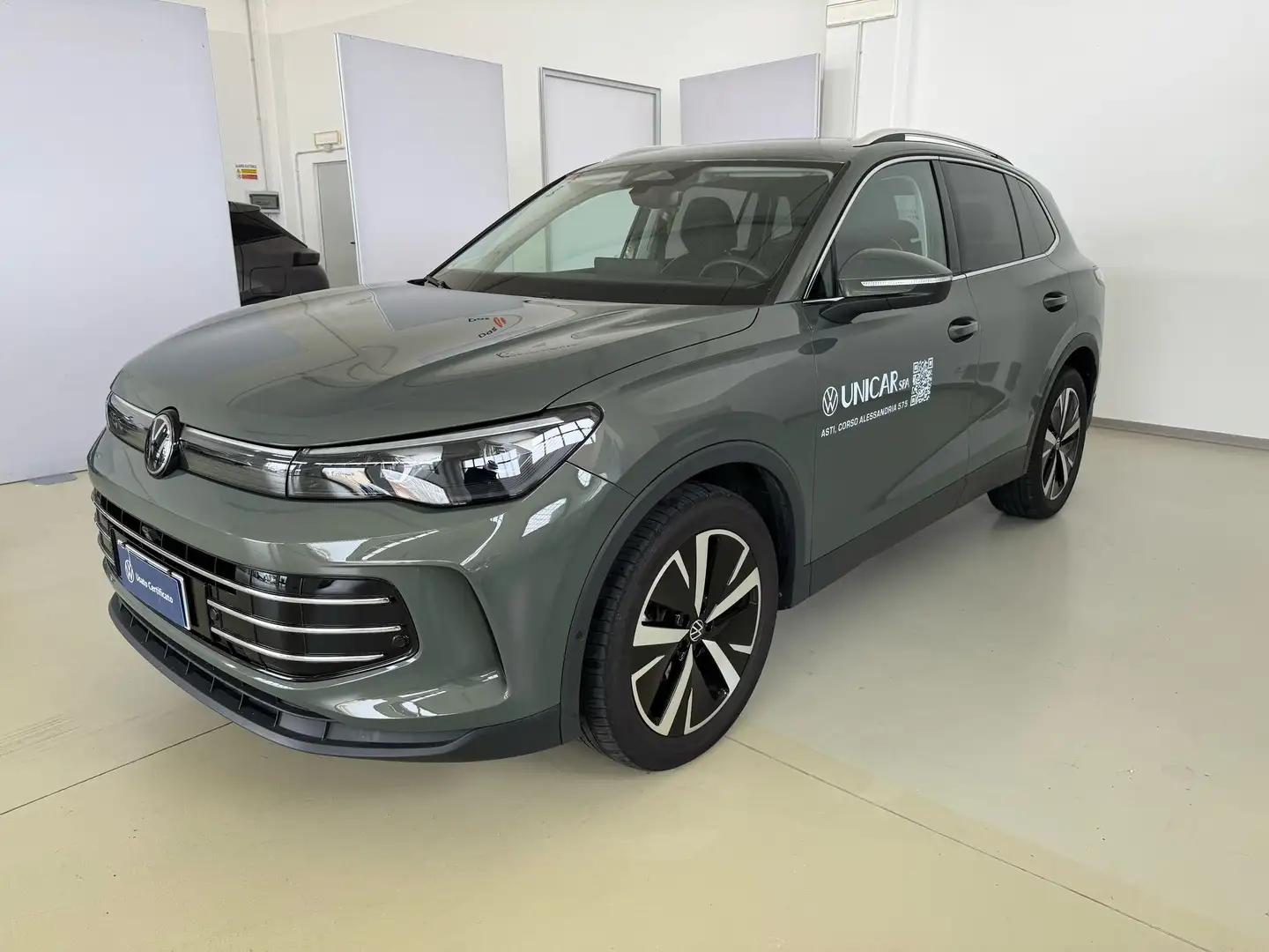 Volkswagen Tiguan Tiguan 1.5 etsi Elegance 150cv dsg Vert - 1