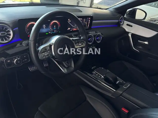 Mercedes-Benz Cla view 22