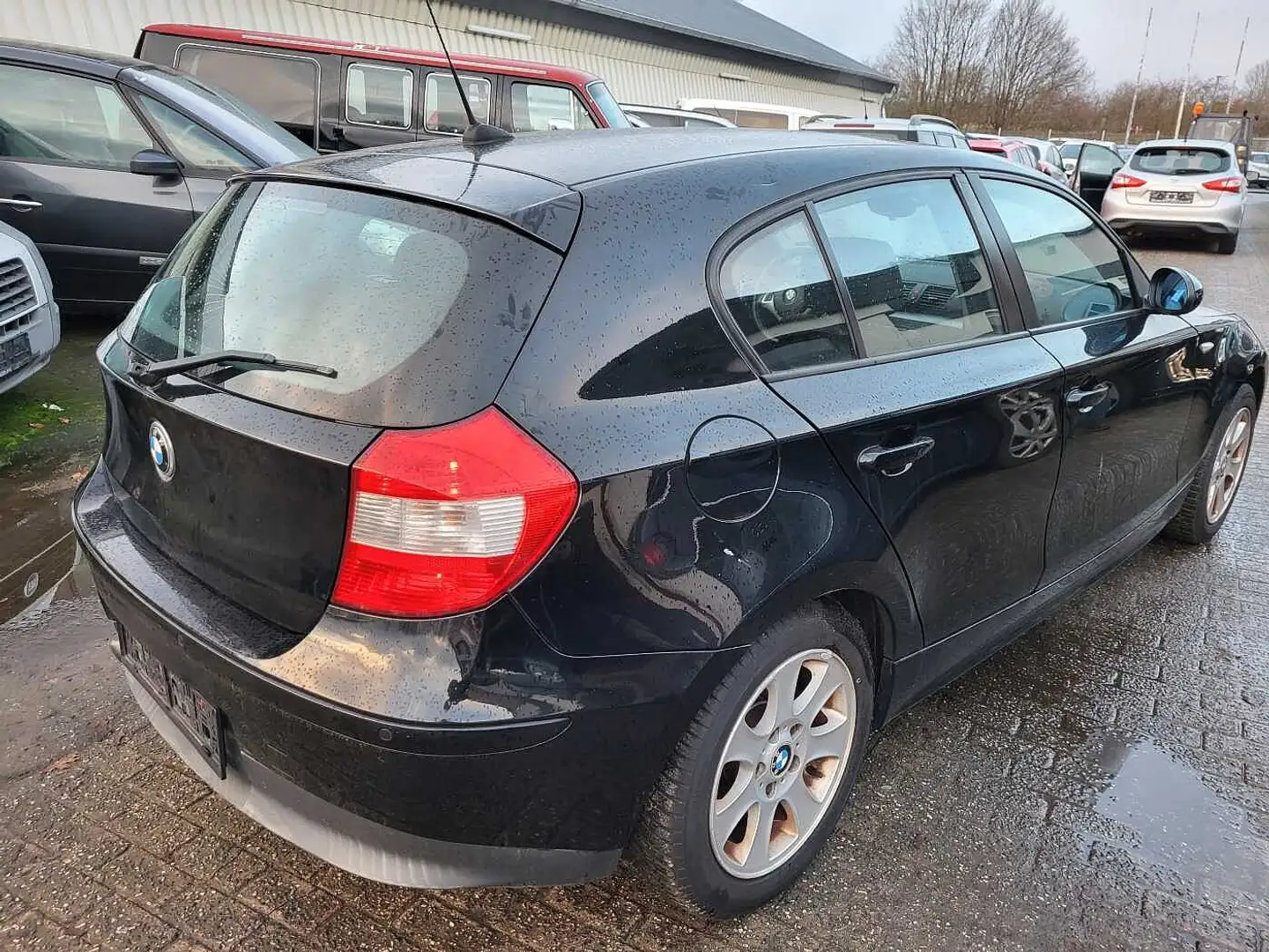 BMW 116 i Negru - 2