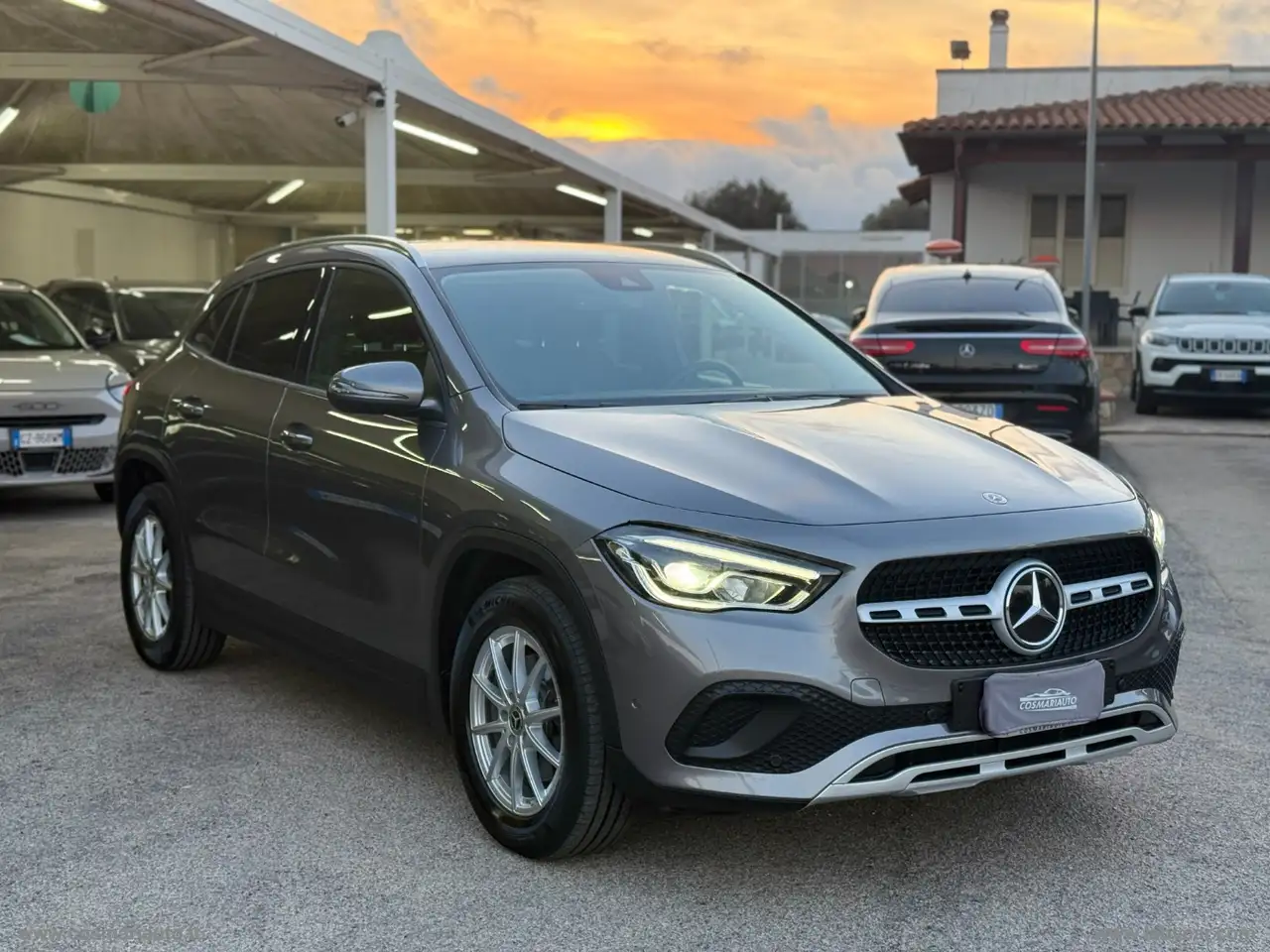 Mercedes-Benz GLA 200