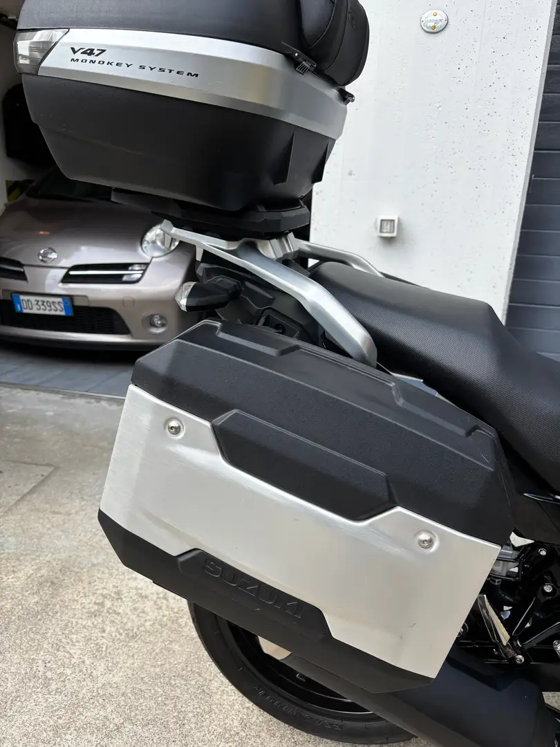 Suzuki V-Strom 250 Zwart - 2