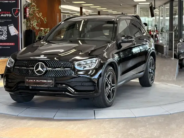 Mercedes-Benz GLC view 13