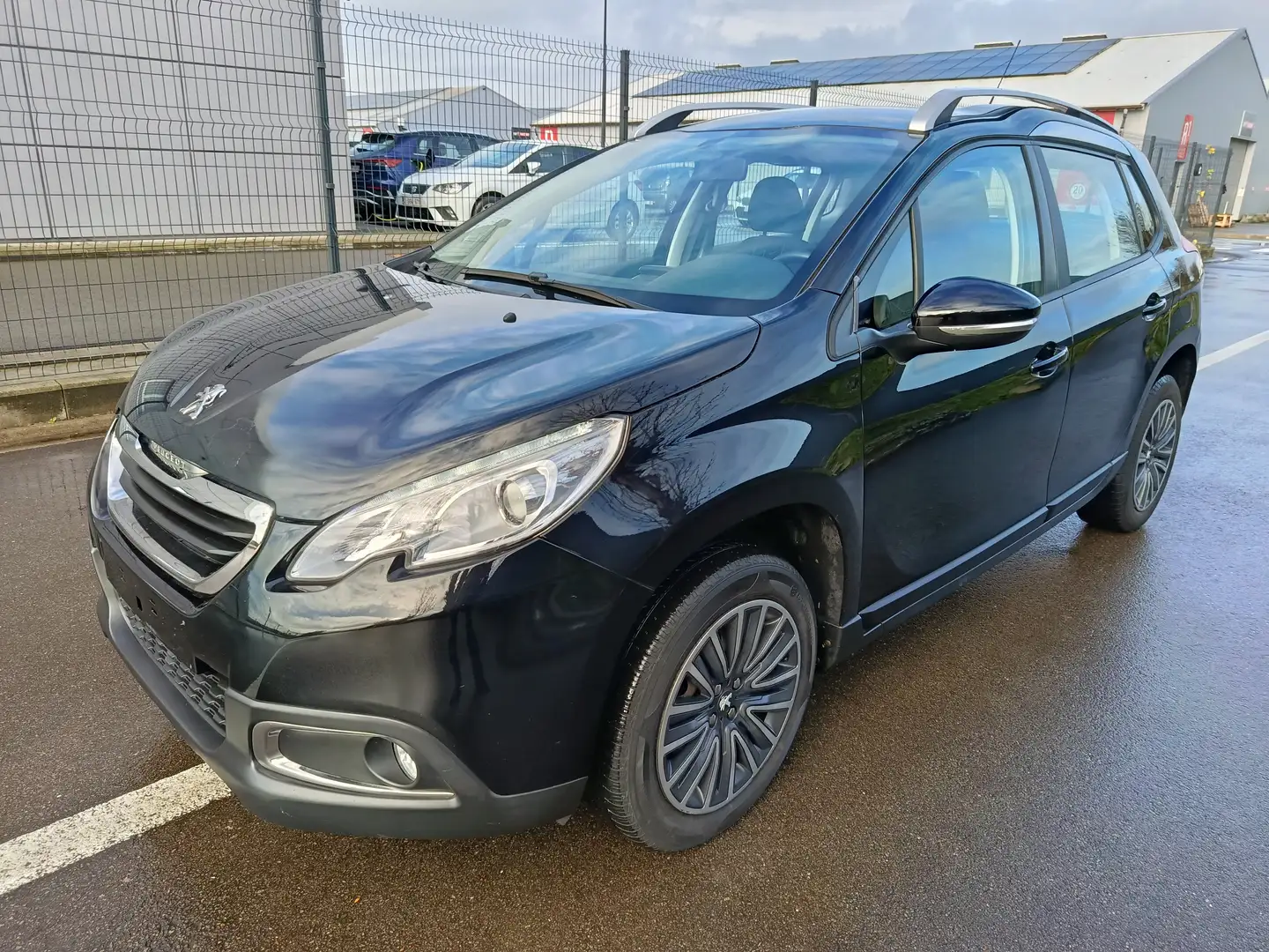 Peugeot 2008 2008 1.4 HDi Active Schwarz - 1