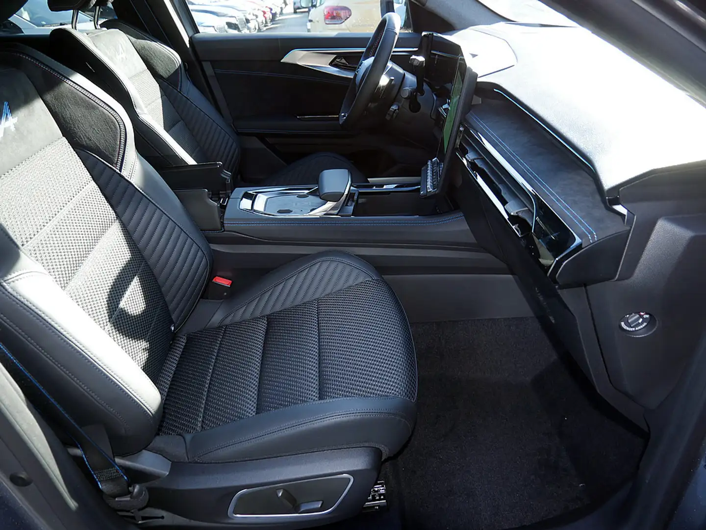 Renault Austral Esprit Alpine 160 Mild Hybrid Gris - 2