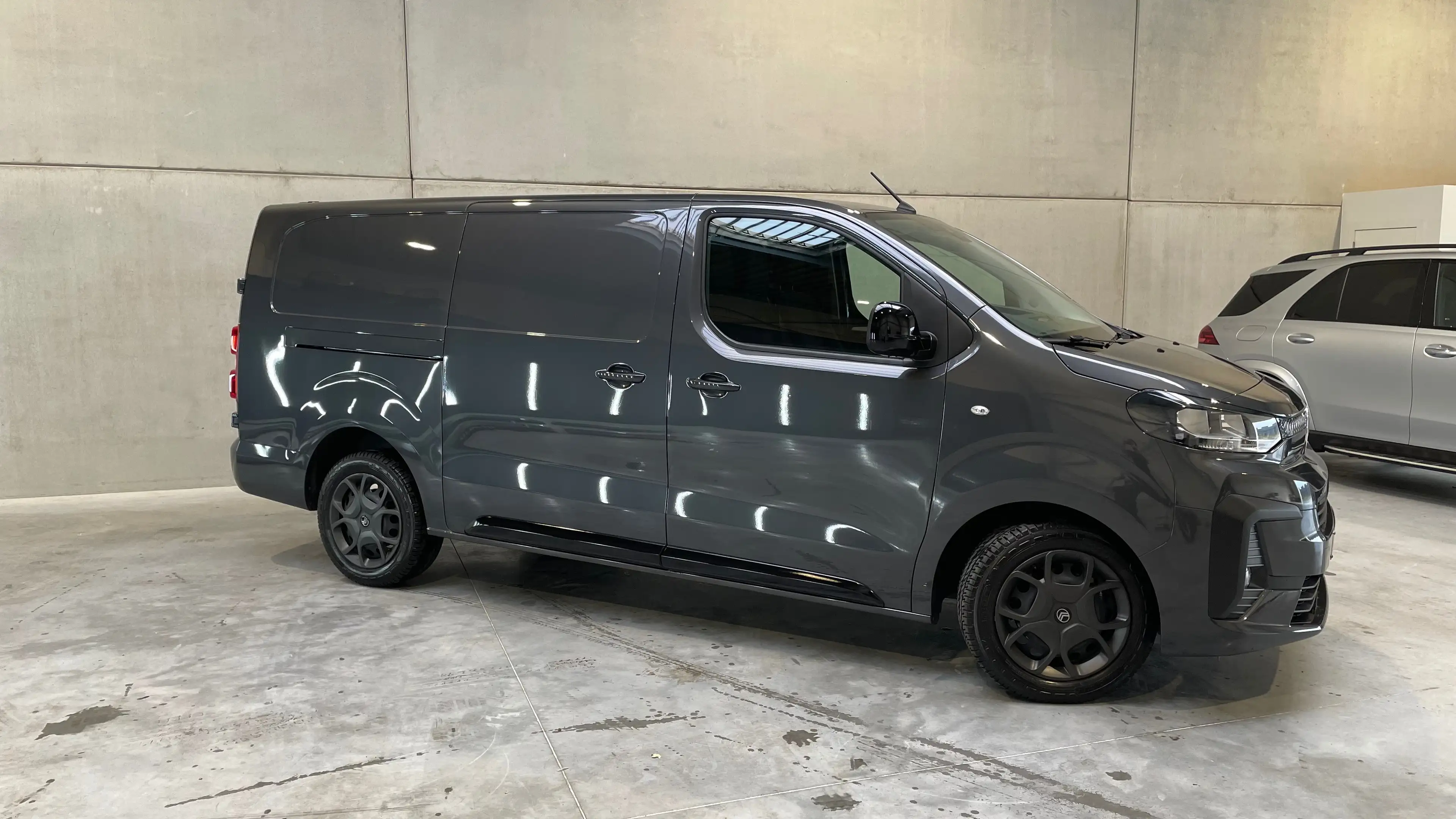 Citroen Jumpy XL — photo 2