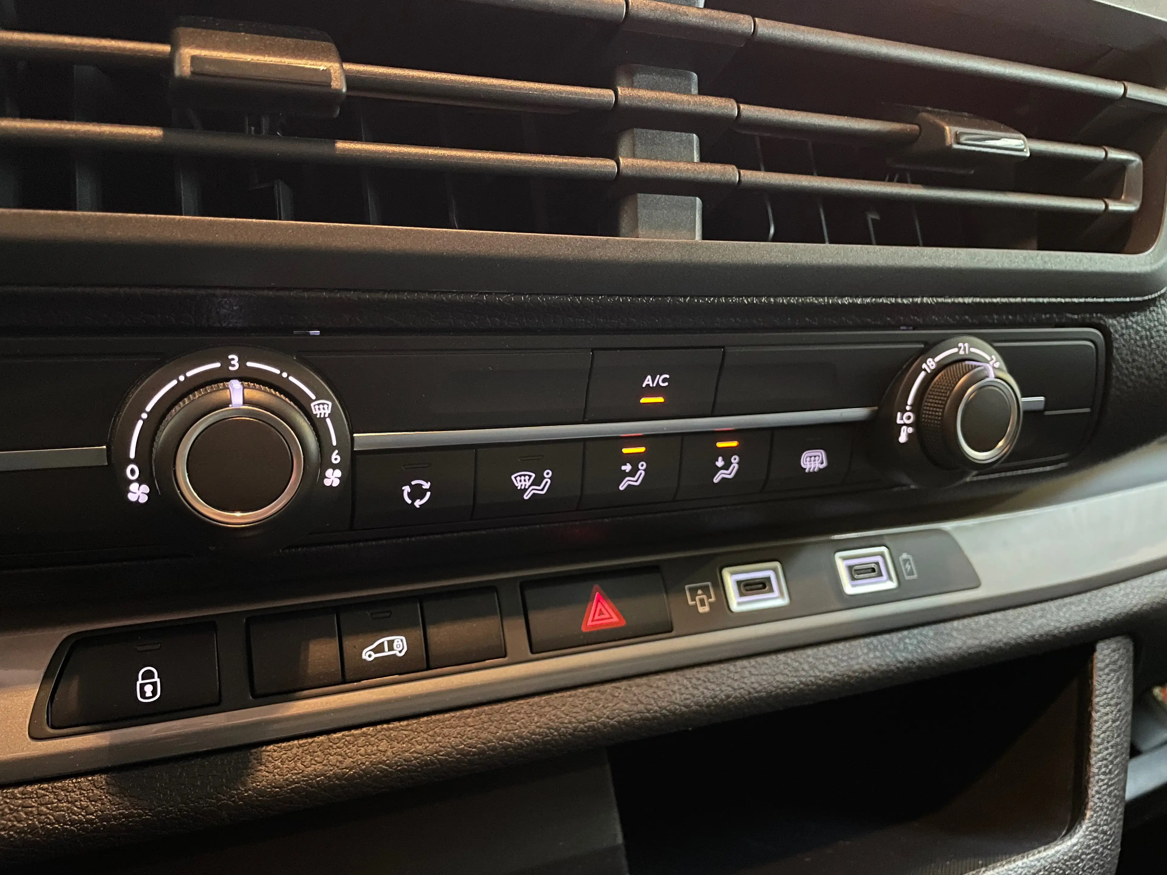 Citroen Jumpy XL — photo 10