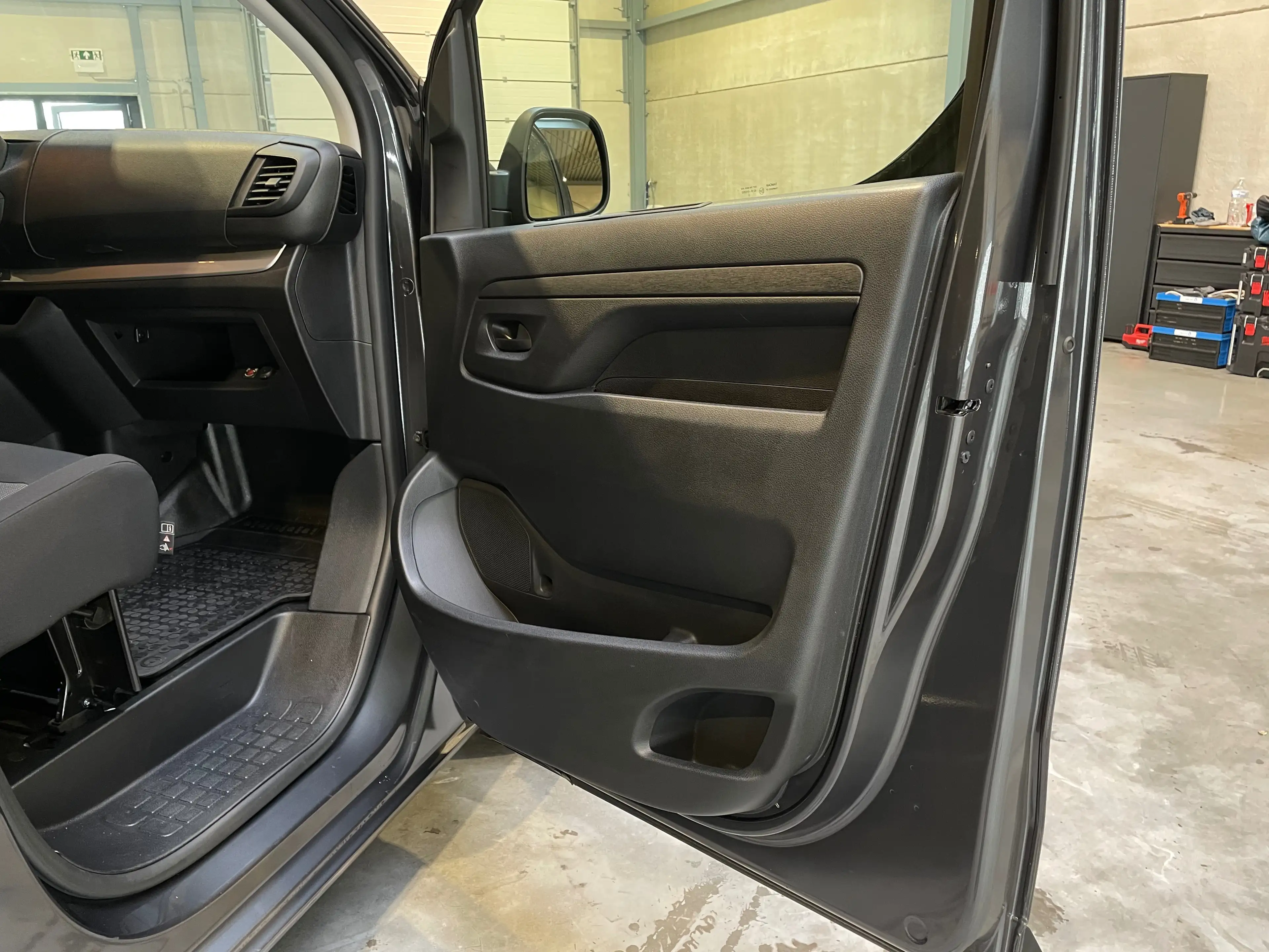 Citroen Jumpy XL — photo 9